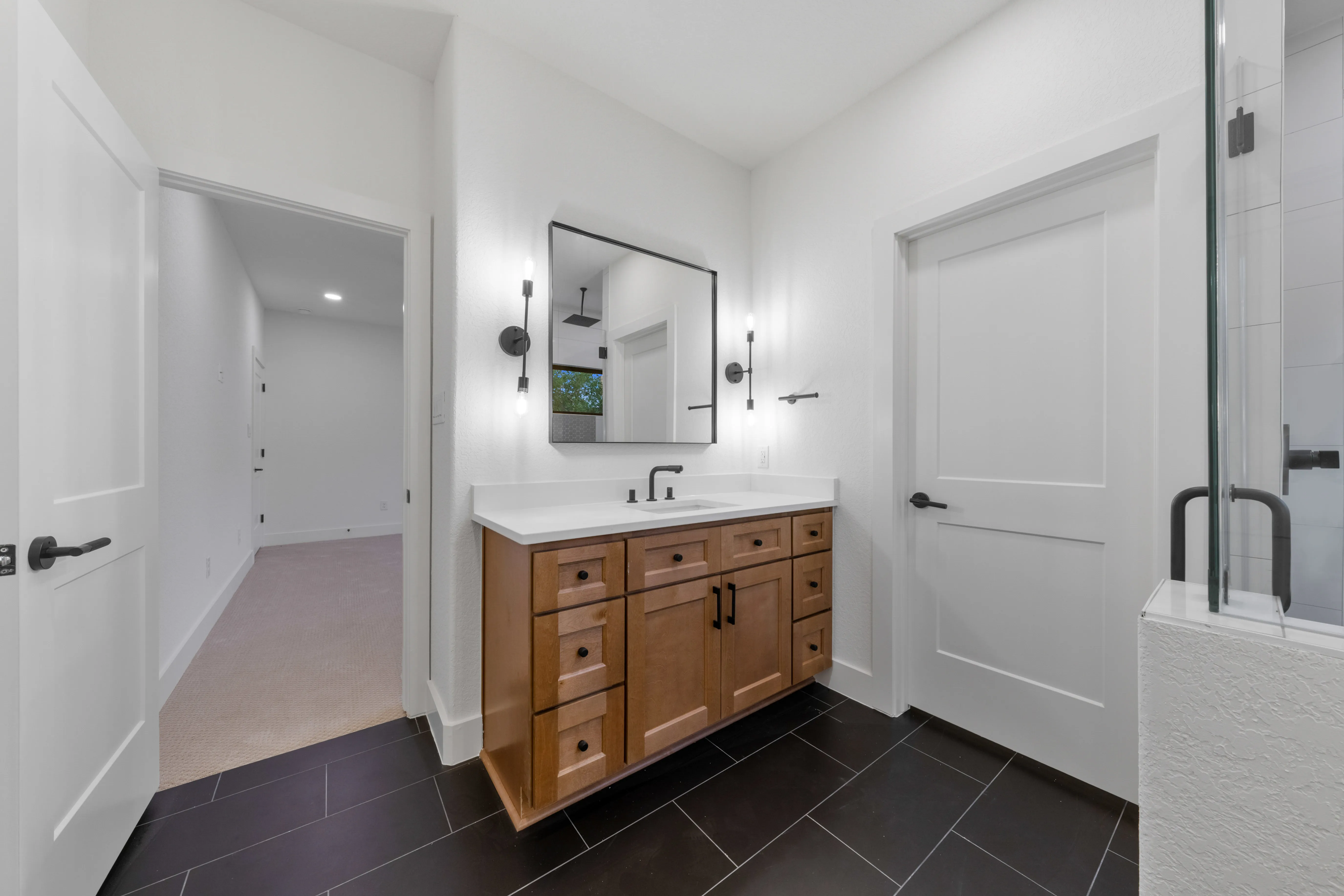 1722 N Olive photo 36