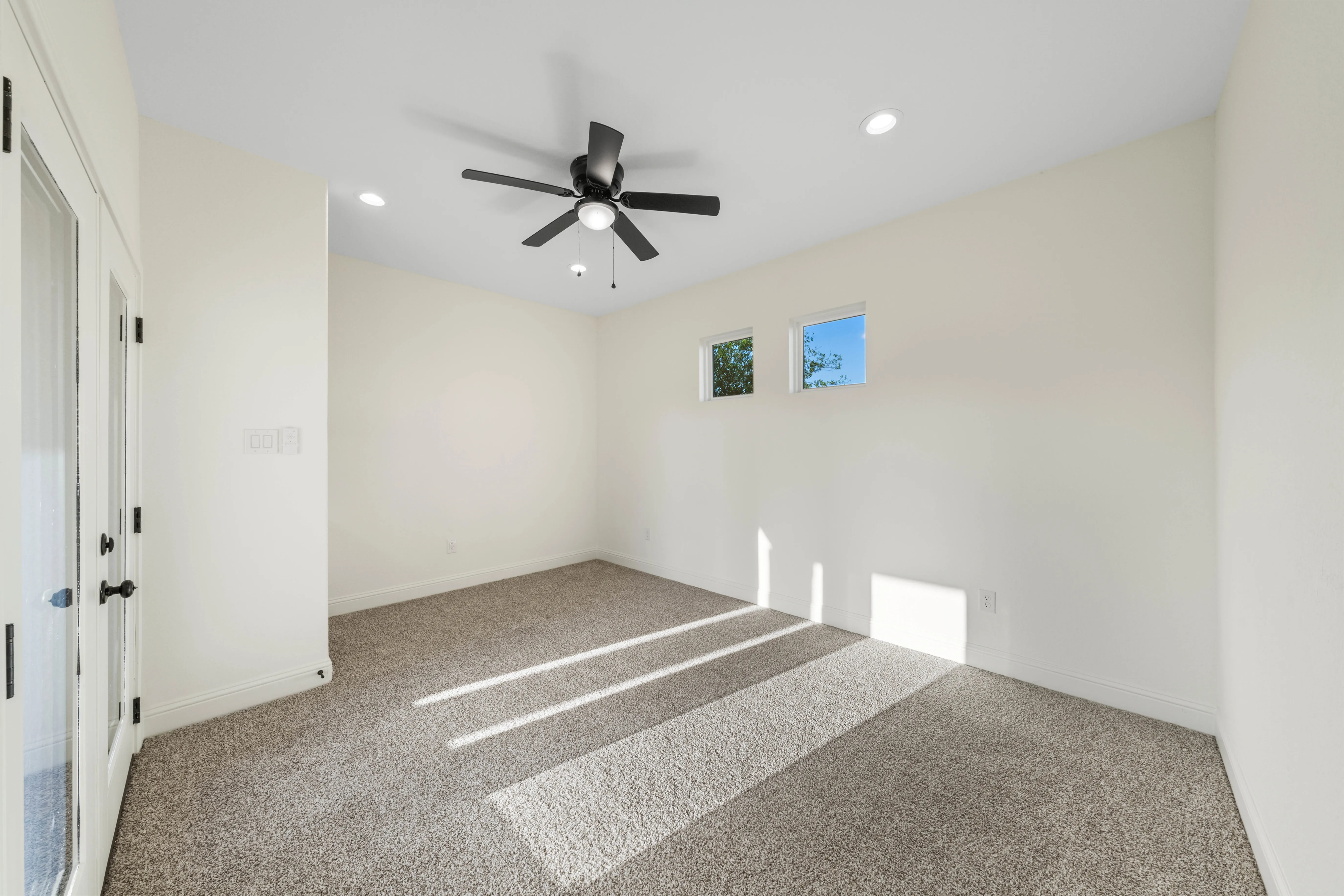 1310 S Mesquite photo 45