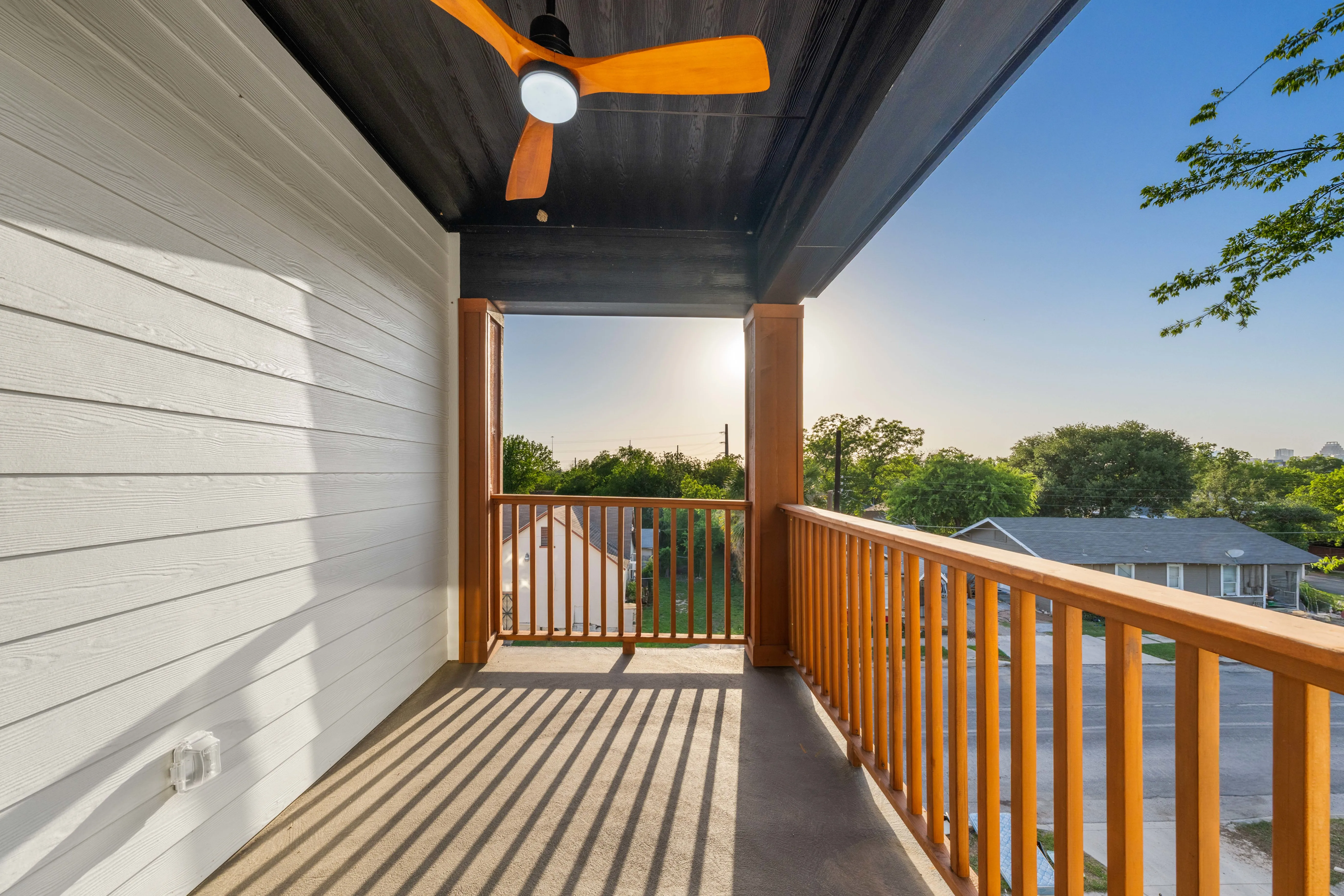 1310 S Mesquite photo 29