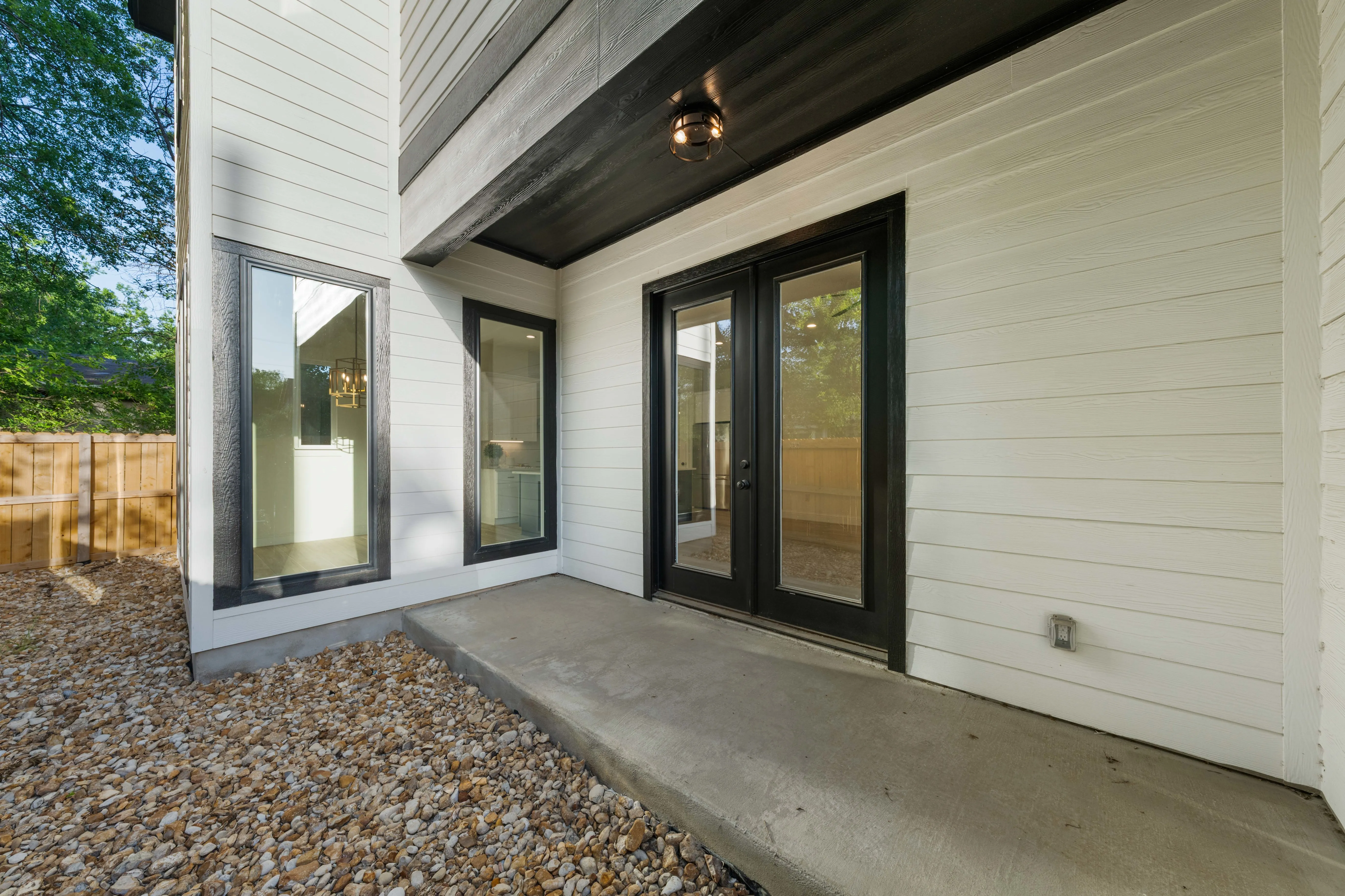 1310 S Mesquite photo 28