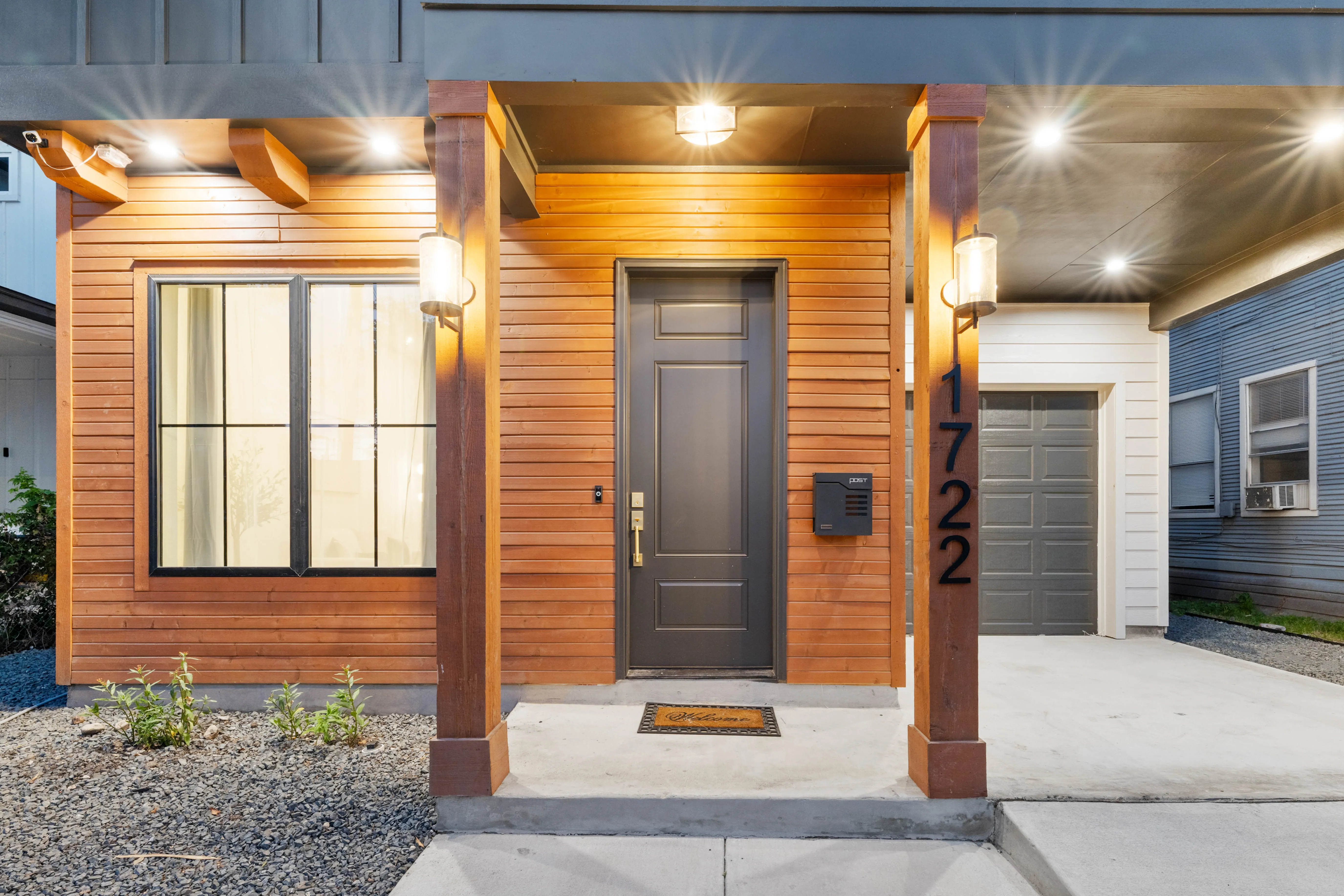 1722 N Olive photo 30