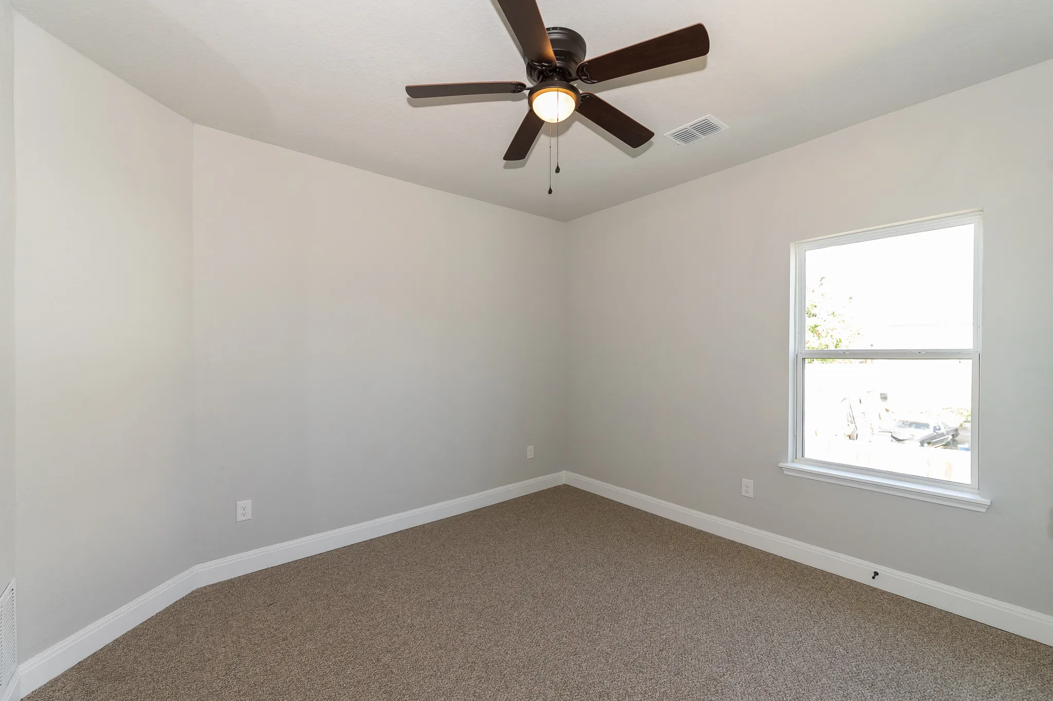 223 Quitman photo 24