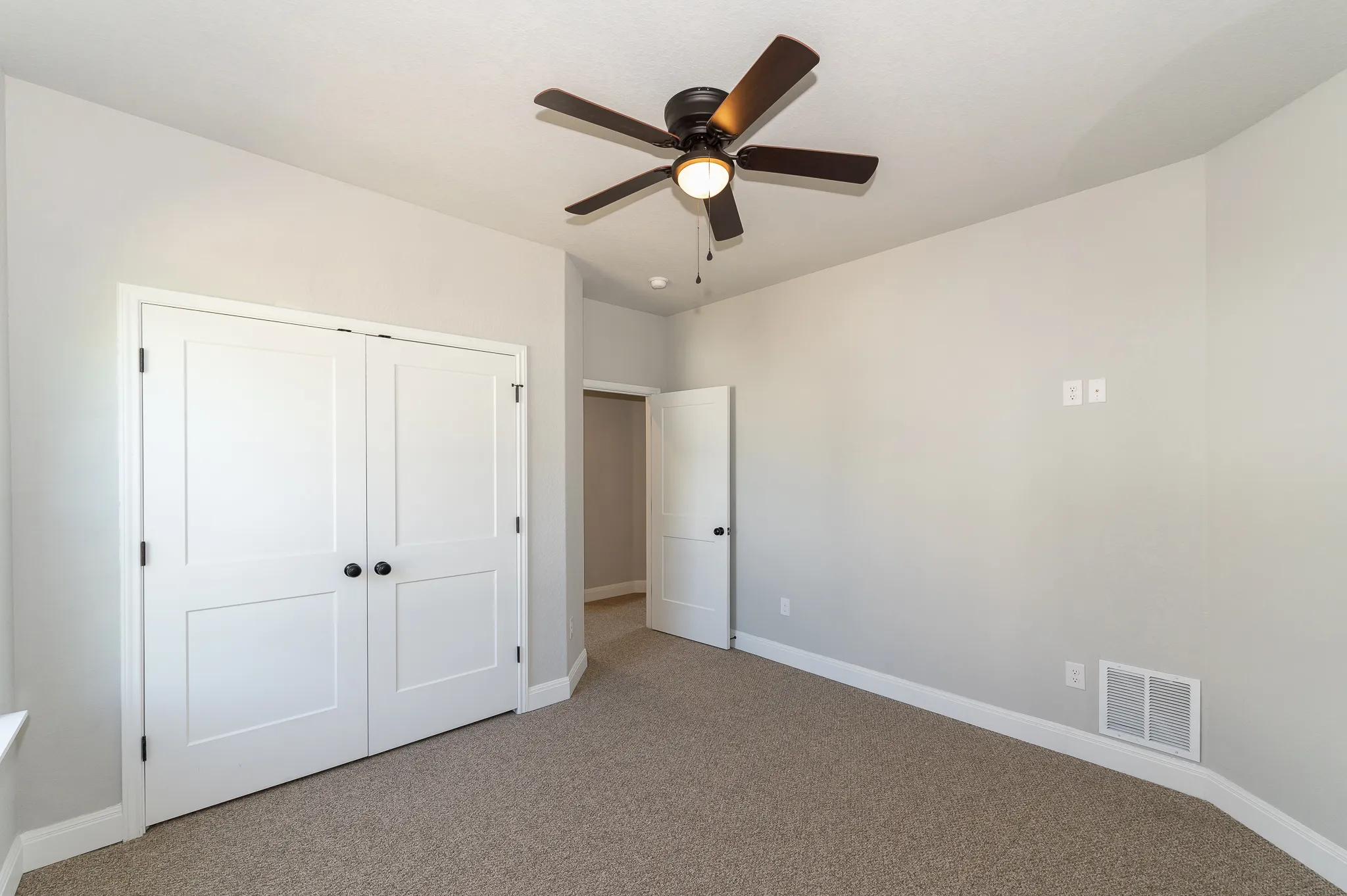 223 Quitman photo 26