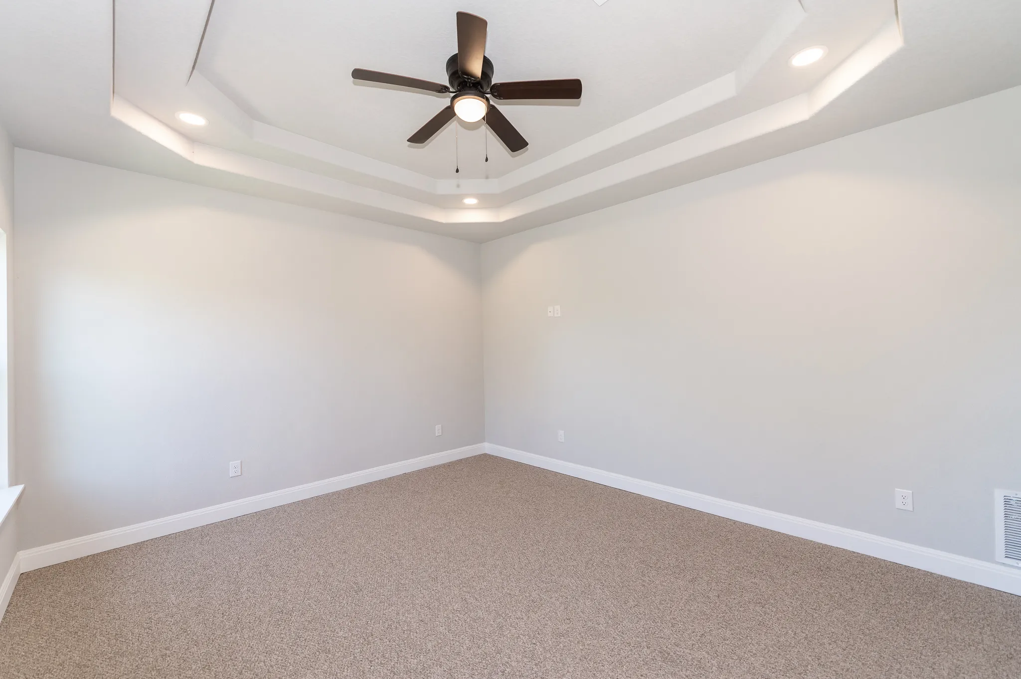 223 Quitman photo 29