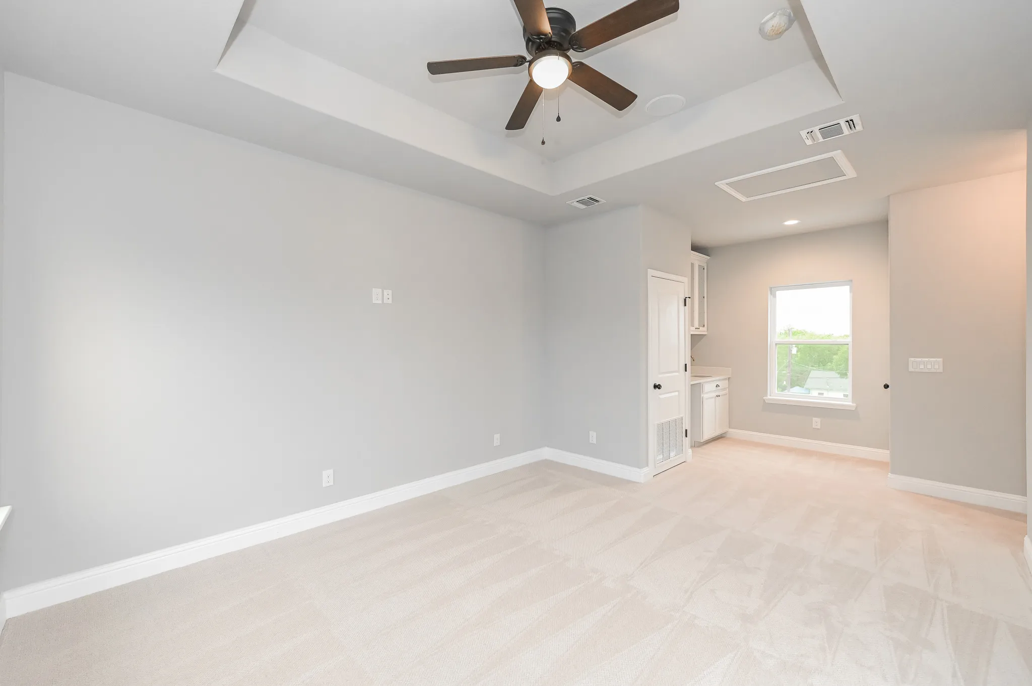 910 S Pine photo 4