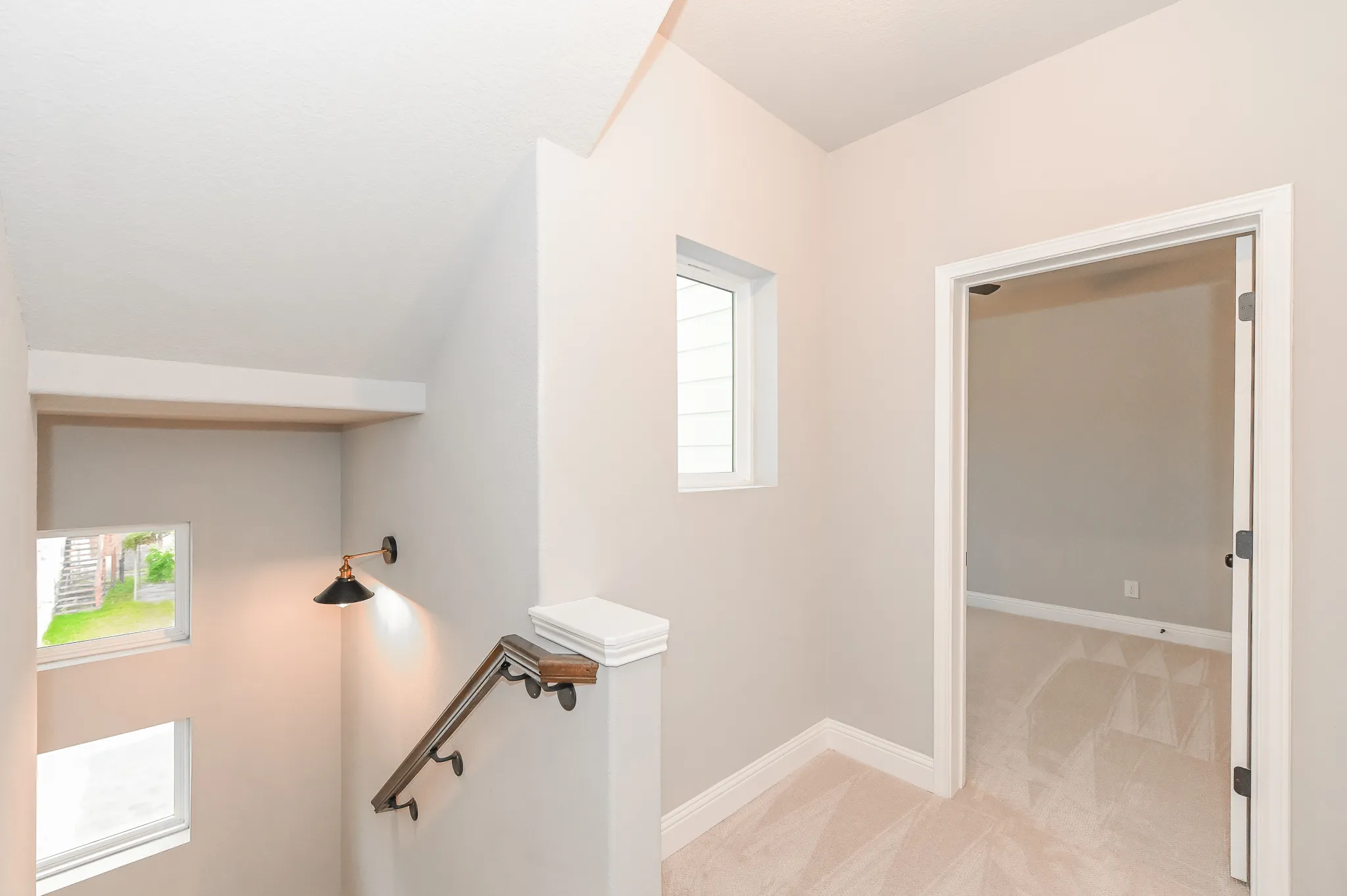910 S Pine photo 11
