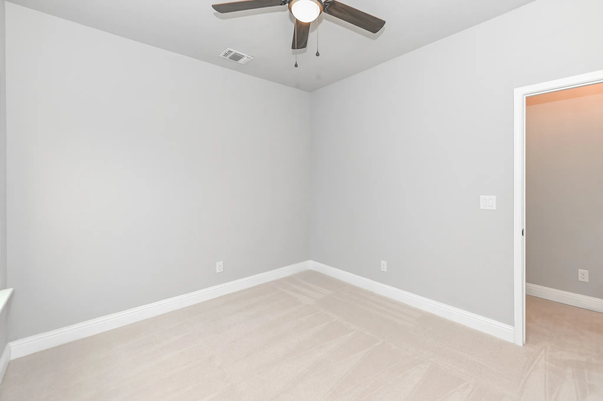 910 S Pine photo 22