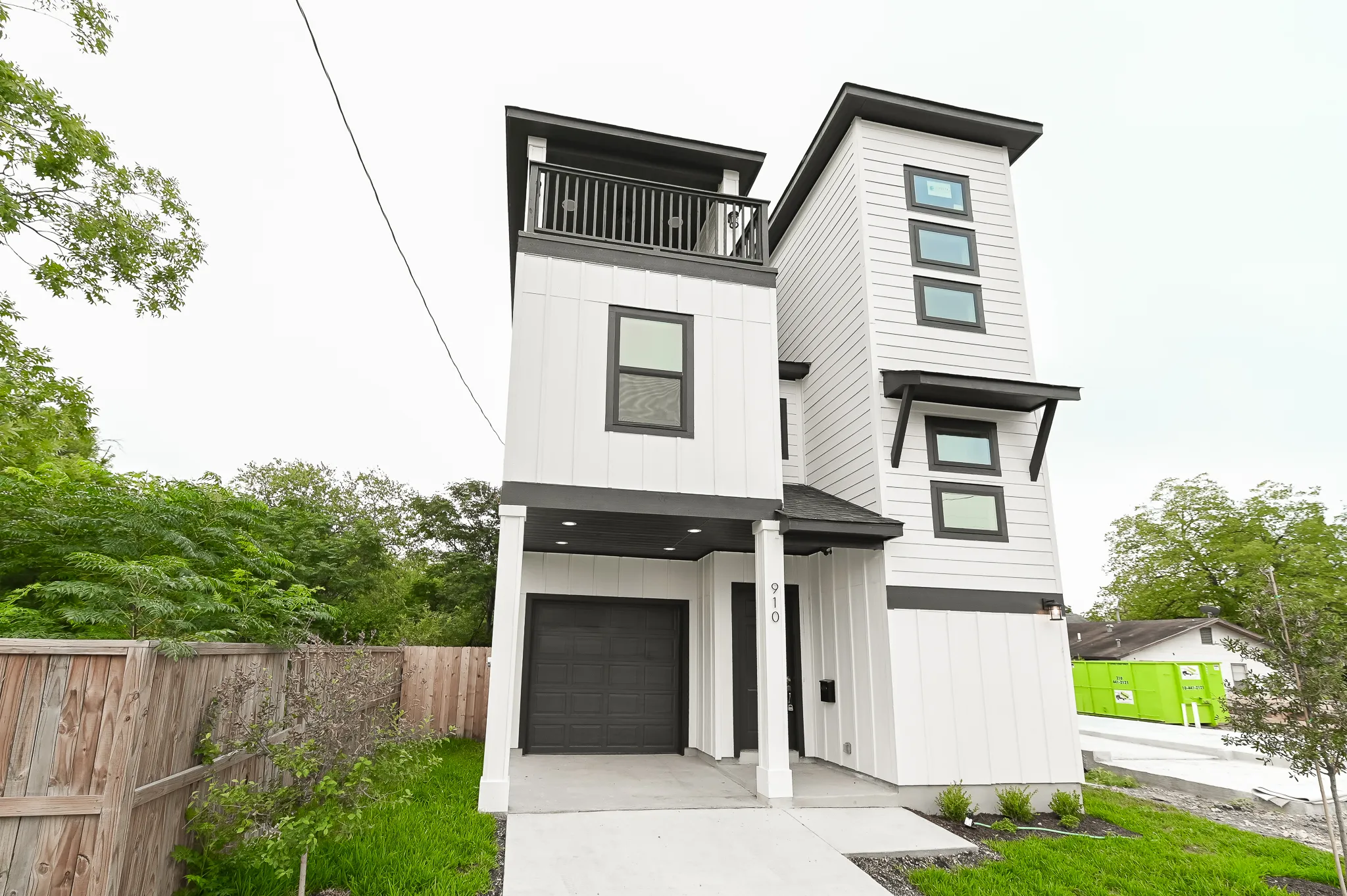 910 S Pine photo 42