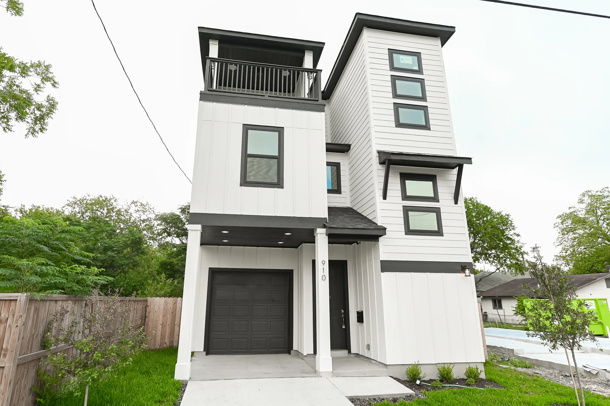 910 S Pine photo 43